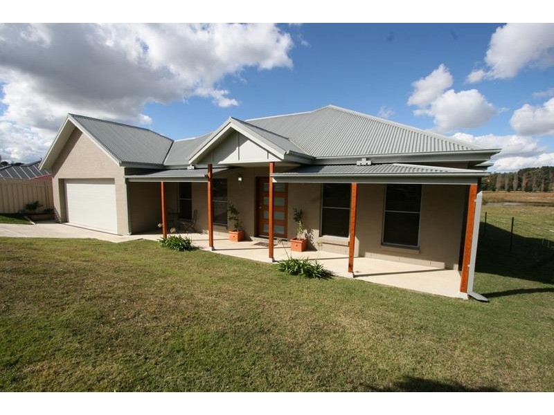7 Fahy Crescent, Orange NSW 2800