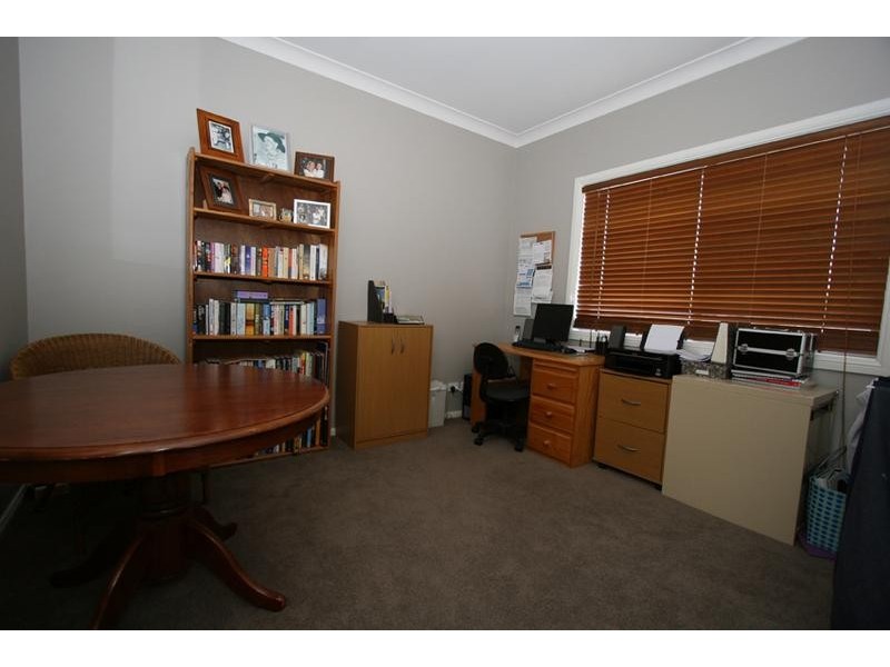 7 Fahy Crescent, Orange NSW 2800