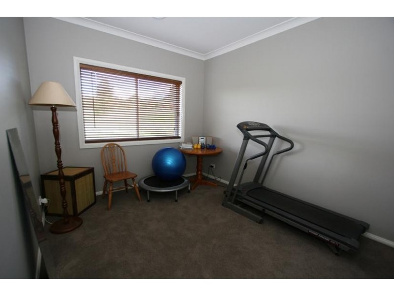 7 Fahy Crescent, Orange NSW 2800
