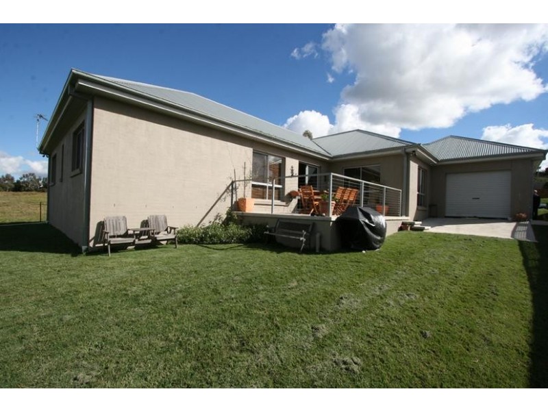 7 Fahy Crescent, Orange NSW 2800