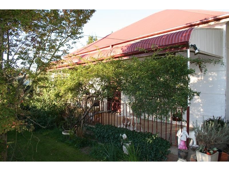 18 Stabback Street, Millthorpe NSW 2798