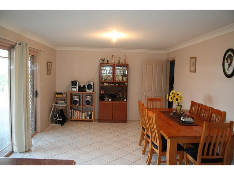21 Pine Ridge Drive, Orange NSW 2800