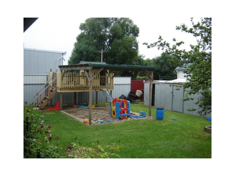 134 Adelaide Street, Blayney NSW 2799