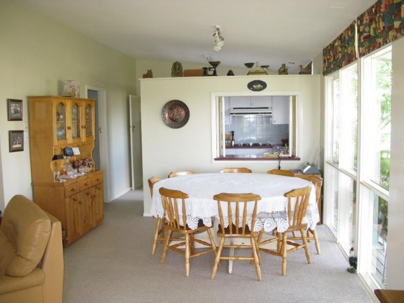 - Peabody Road, Molong NSW 2866