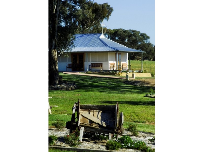 on Peabody Road, Molong NSW 2866