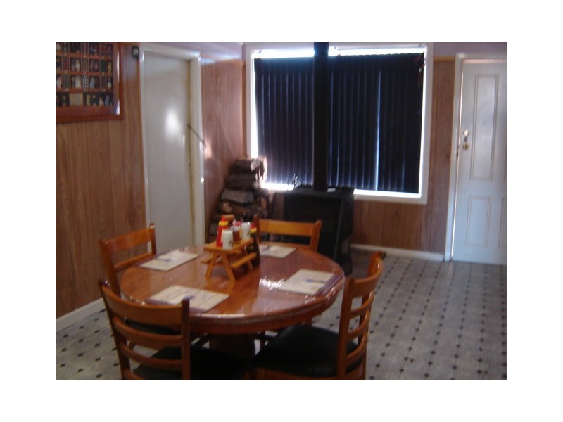 9 Gilchrist Street, Blayney NSW 2799