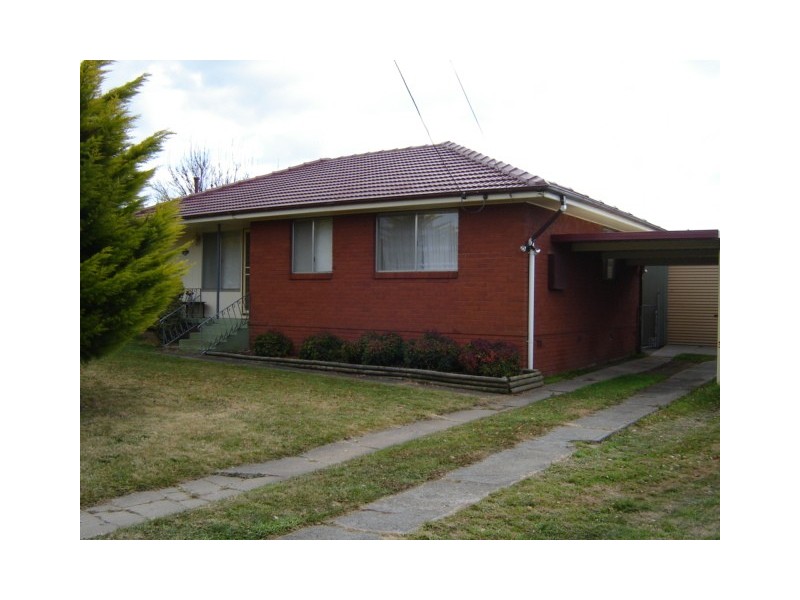 43 Plumb Street, Blayney NSW 2799