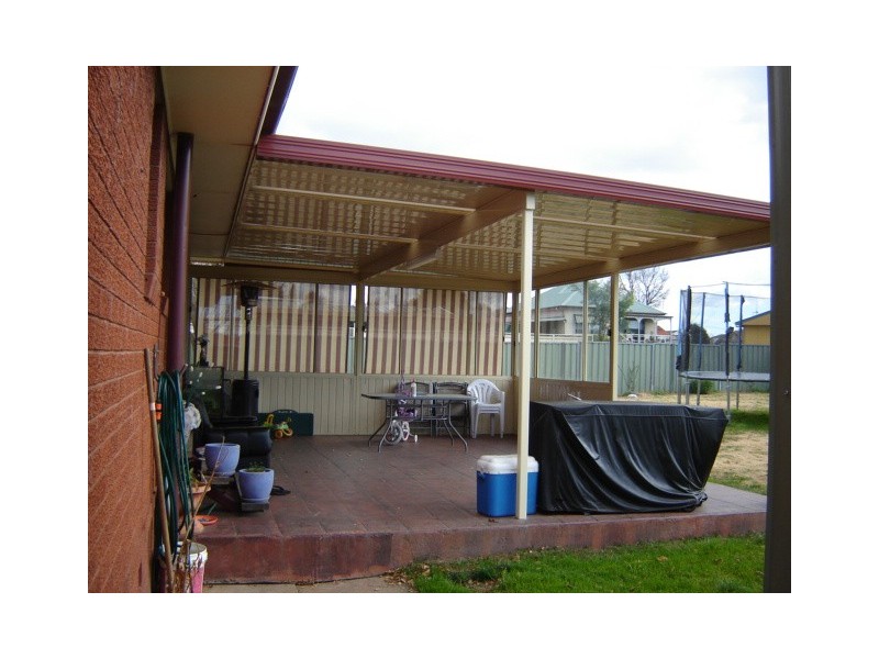 43 Plumb Street, Blayney NSW 2799