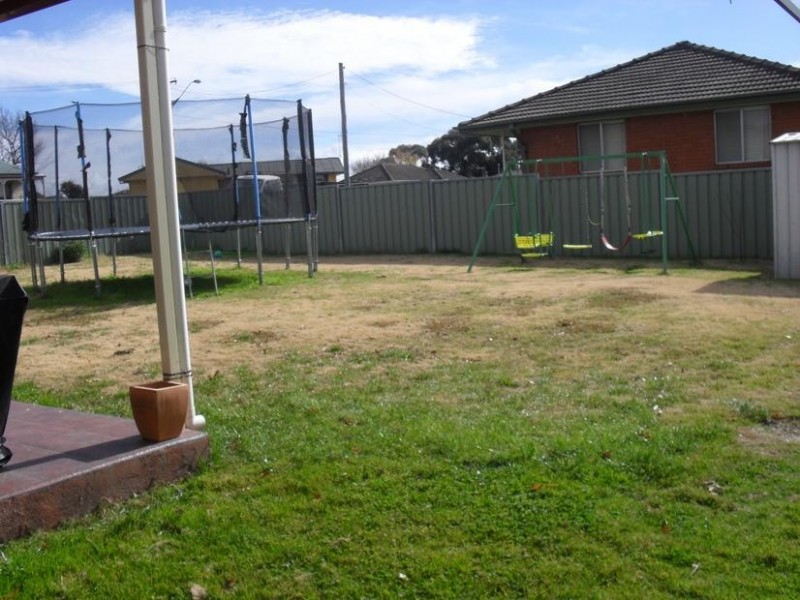 43 Plumb Street, Blayney NSW 2799