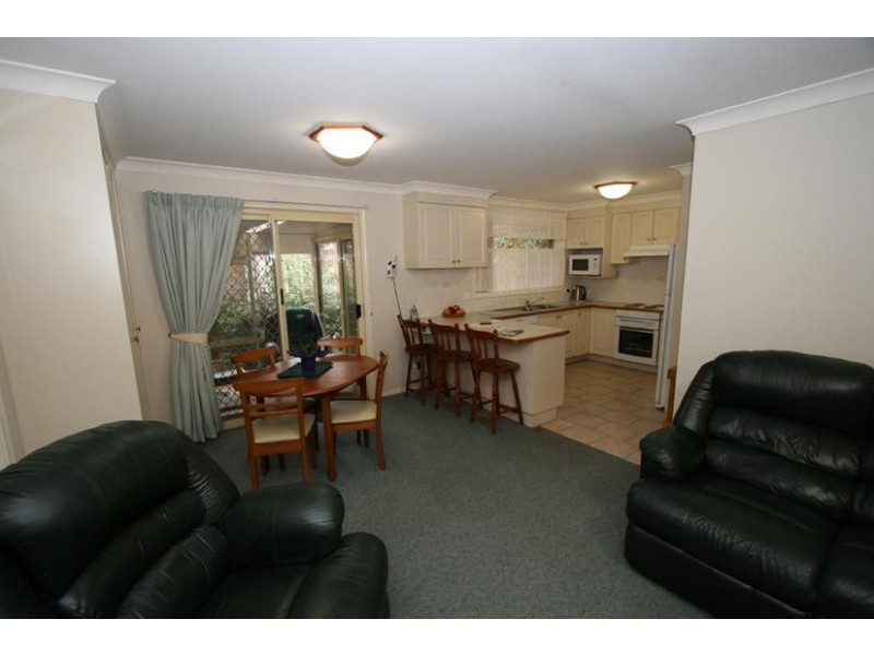 23 Pine Ridge Drive, Orange NSW 2800