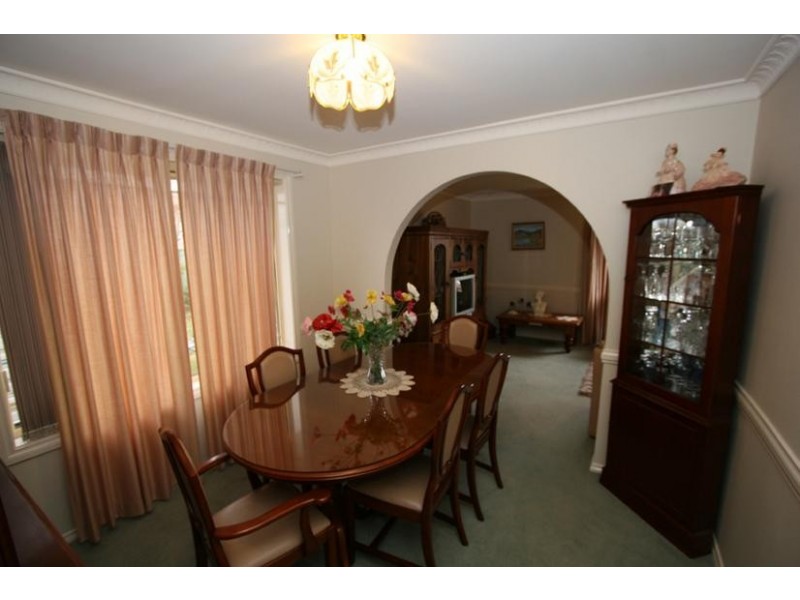 23 Pine Ridge Drive, Orange NSW 2800