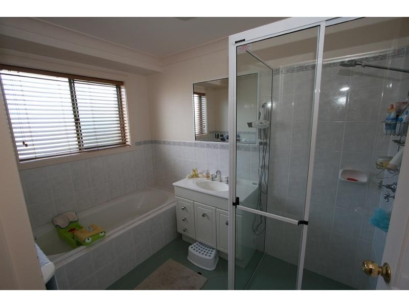 4 Betts Place, Orange NSW 2800