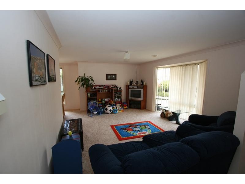 4 Betts Place, Orange NSW 2800