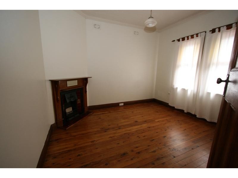 36 Caroline Street, Orange NSW 2800