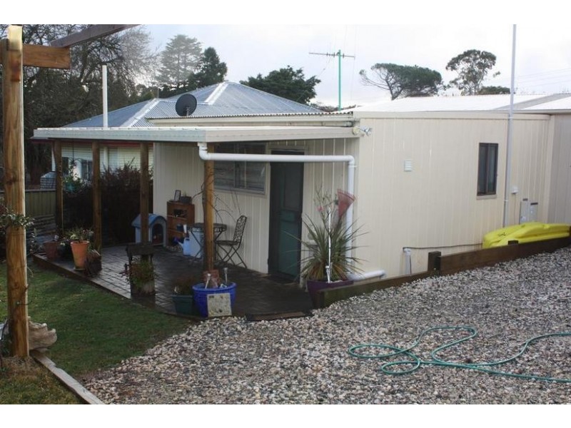 4 George Street, Millthorpe NSW 2798
