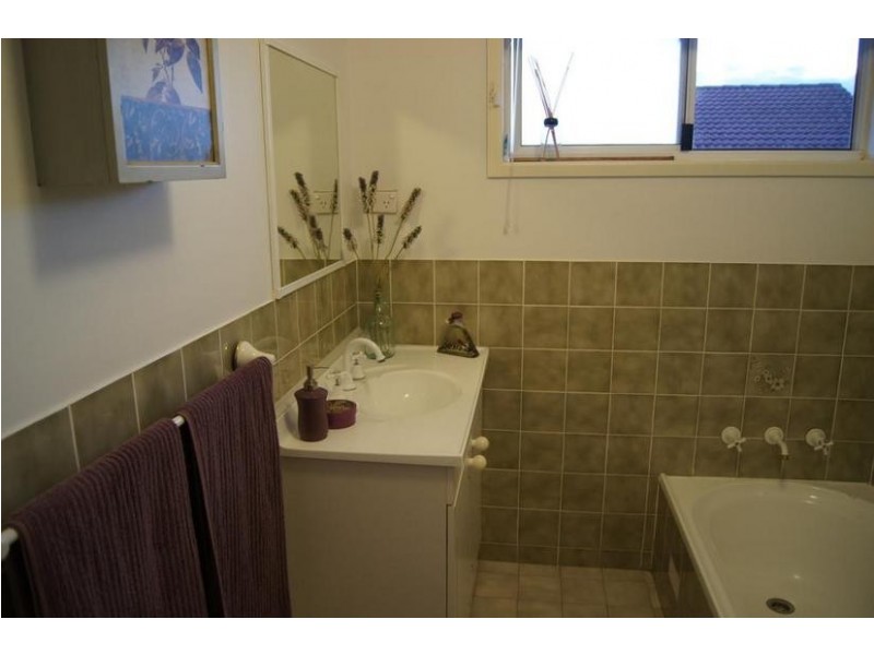 28 Polona Street, Blayney NSW 2799