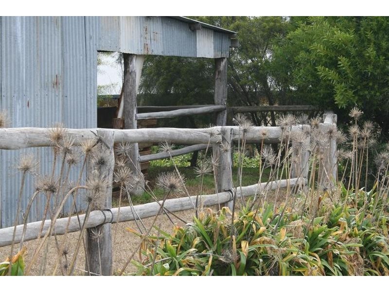 1029 Long Point Road, Orange NSW 2800