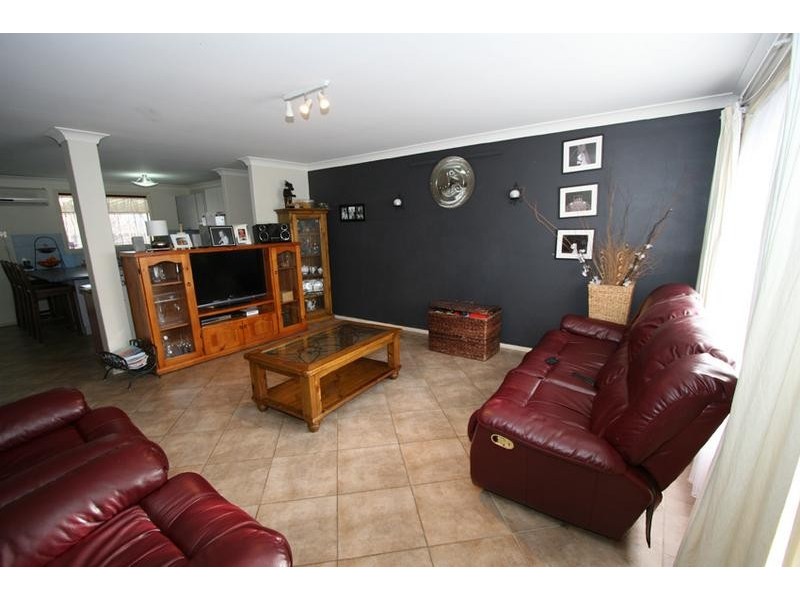 31 Quinlan Run, Orange NSW 2800