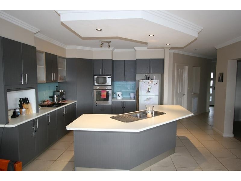 5 Whitney Place, Orange NSW 2800
