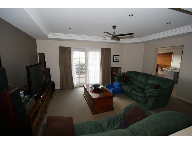 5 Whitney Place, Orange NSW 2800