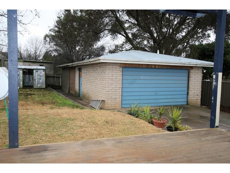41 Cecil Road, Orange NSW 2800