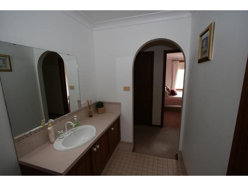 219 Hill Street, Orange NSW 2800