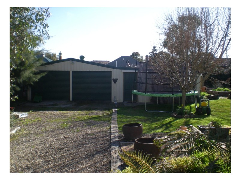 11 Crowson Street, Millthorpe NSW 2798
