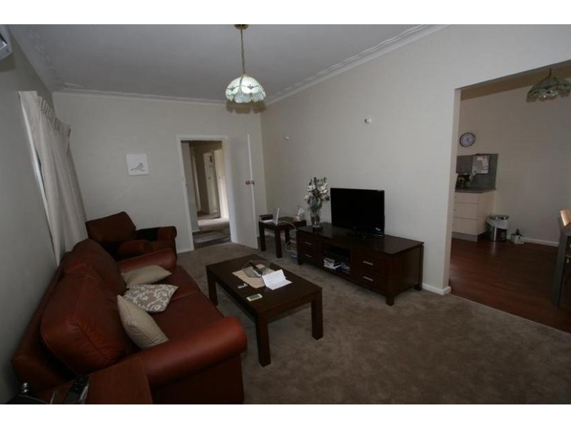 4 Warrendine Street, Orange NSW 2800