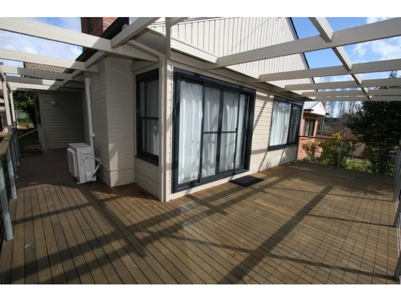 4 Warrendine Street, Orange NSW 2800
