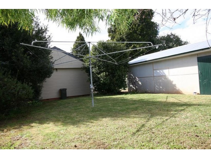 4 Warrendine Street, Orange NSW 2800