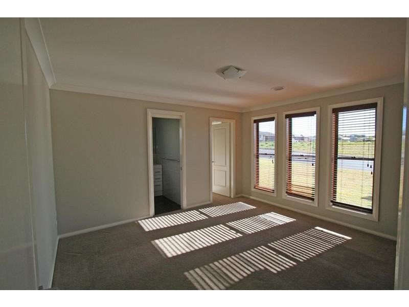 4 Ruby Street, Orange NSW 2800