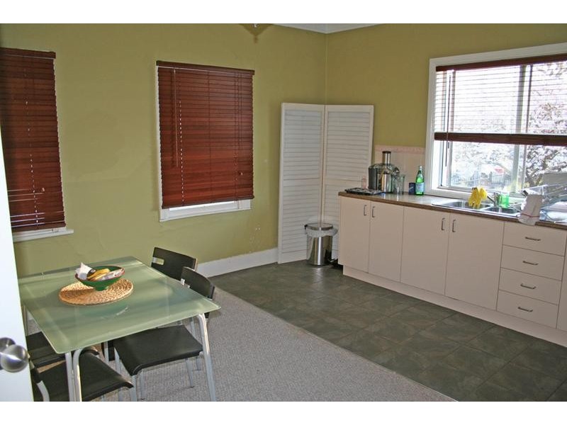 105 March Street, Orange NSW 2800