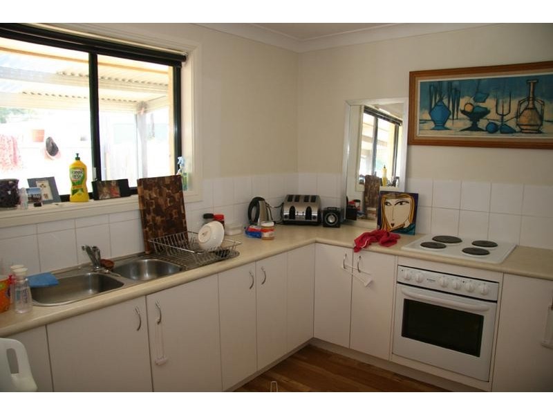 100 King Street, Molong NSW 2866