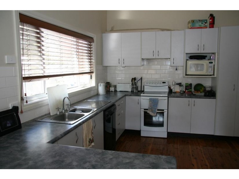 31 Wellington Street, Molong NSW 2866