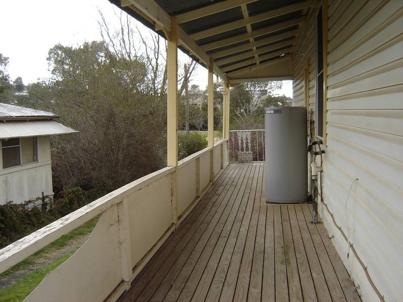 6 Shadforth STREET, Molong NSW 2866