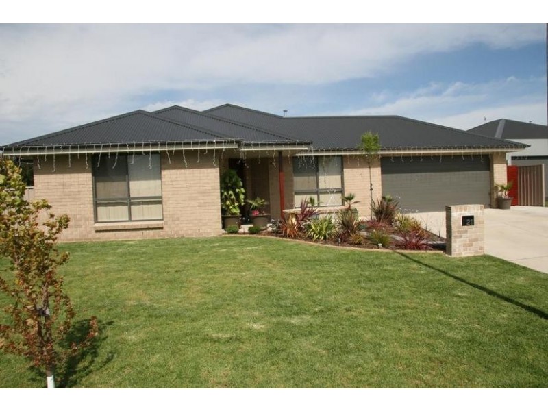 21 Moonstone Drive, Orange NSW 2800