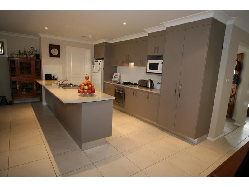 21 Moonstone Drive, Orange NSW 2800