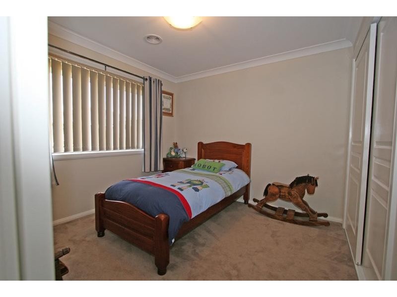 21 Moonstone Drive, Orange NSW 2800