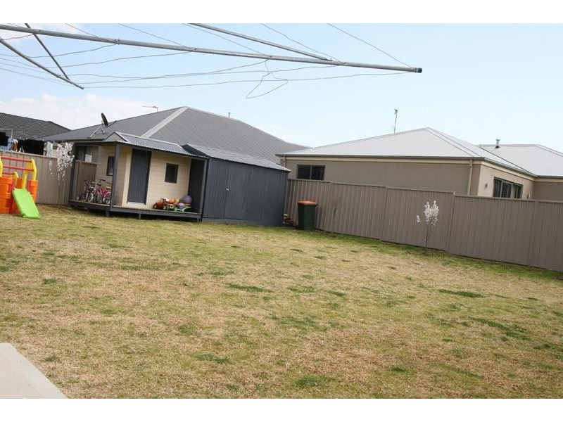 21 Moonstone Drive, Orange NSW 2800