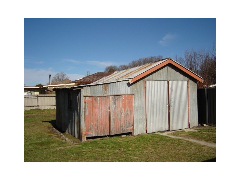 28 Ogilvy Street, Blayney NSW 2799