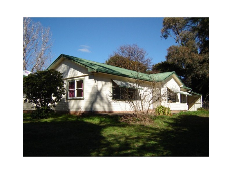 90 Sunset Hills Road, Neville NSW 2799