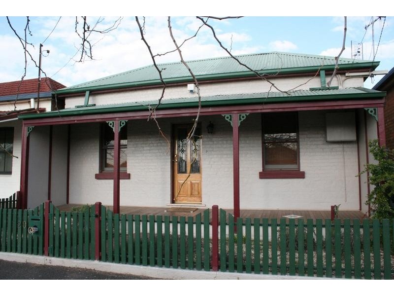 20 Autumn Street, Orange NSW 2800