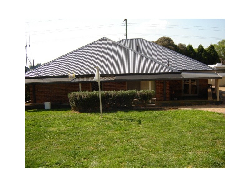 73a Forest Reefs Road, Millthorpe NSW 2798