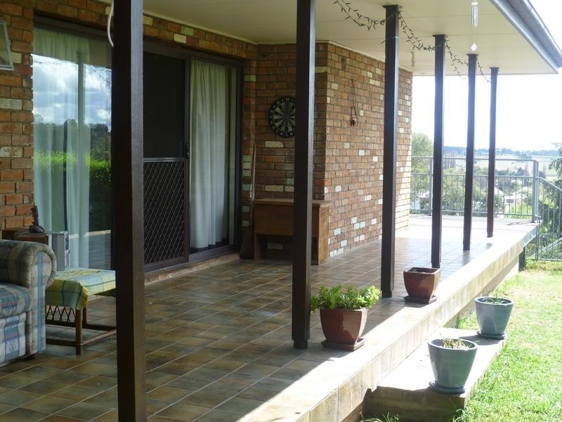 15 Lee Street, Molong NSW 2866