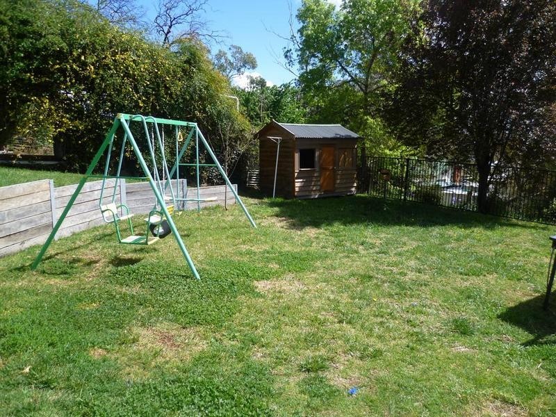 15 Lee Street, Molong NSW 2866