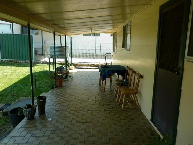 12 Riddell Street, Molong NSW 2866
