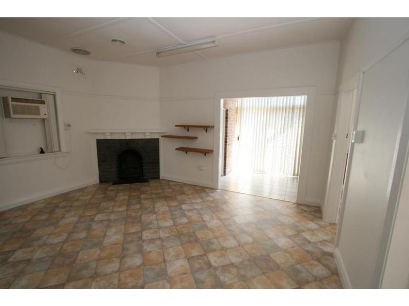101 Moulder Street, Orange NSW 2800