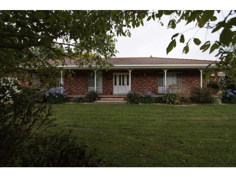 45 Ploughmans Lane, Orange NSW 2800