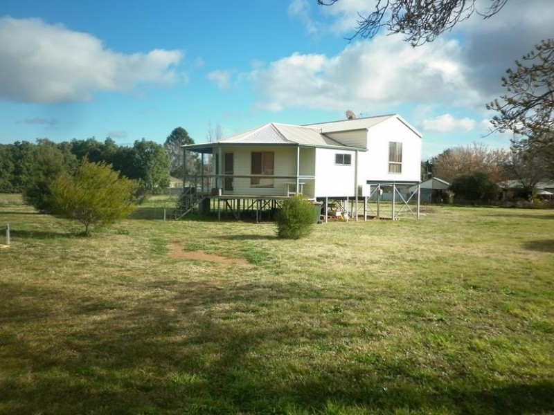 23 Boree Street, Cudal NSW 2864