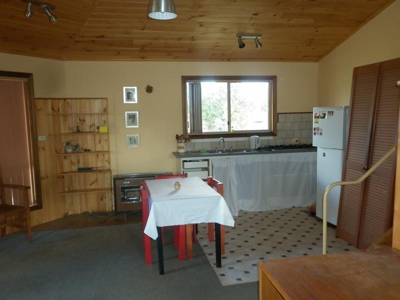 23 Boree street, Molong NSW 2866